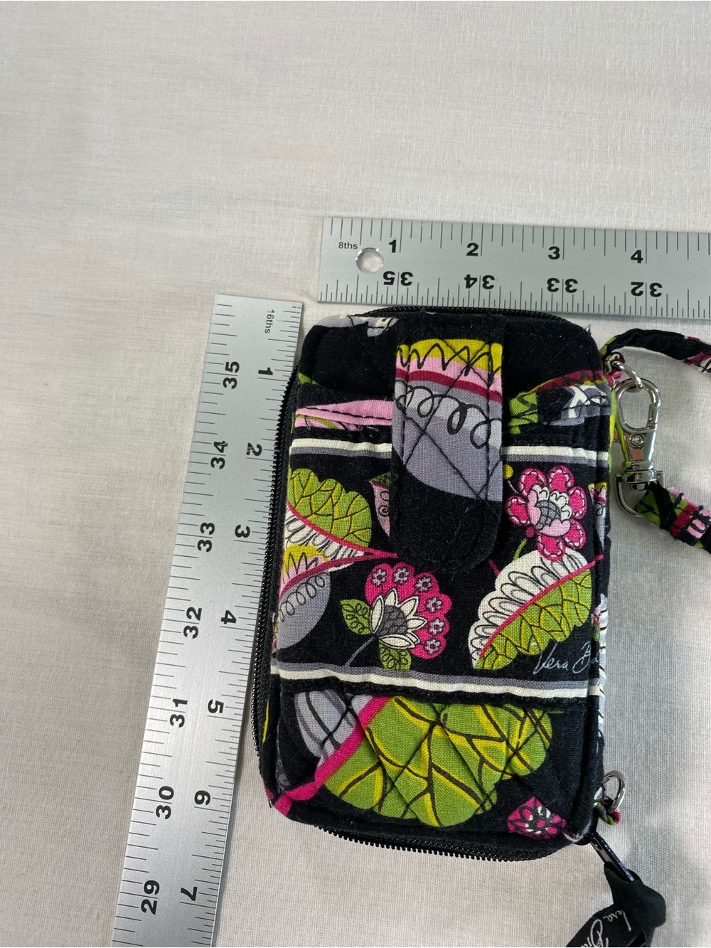 Vera Bradley Moon Blooms pattern Smartphone Wristlet Wallet